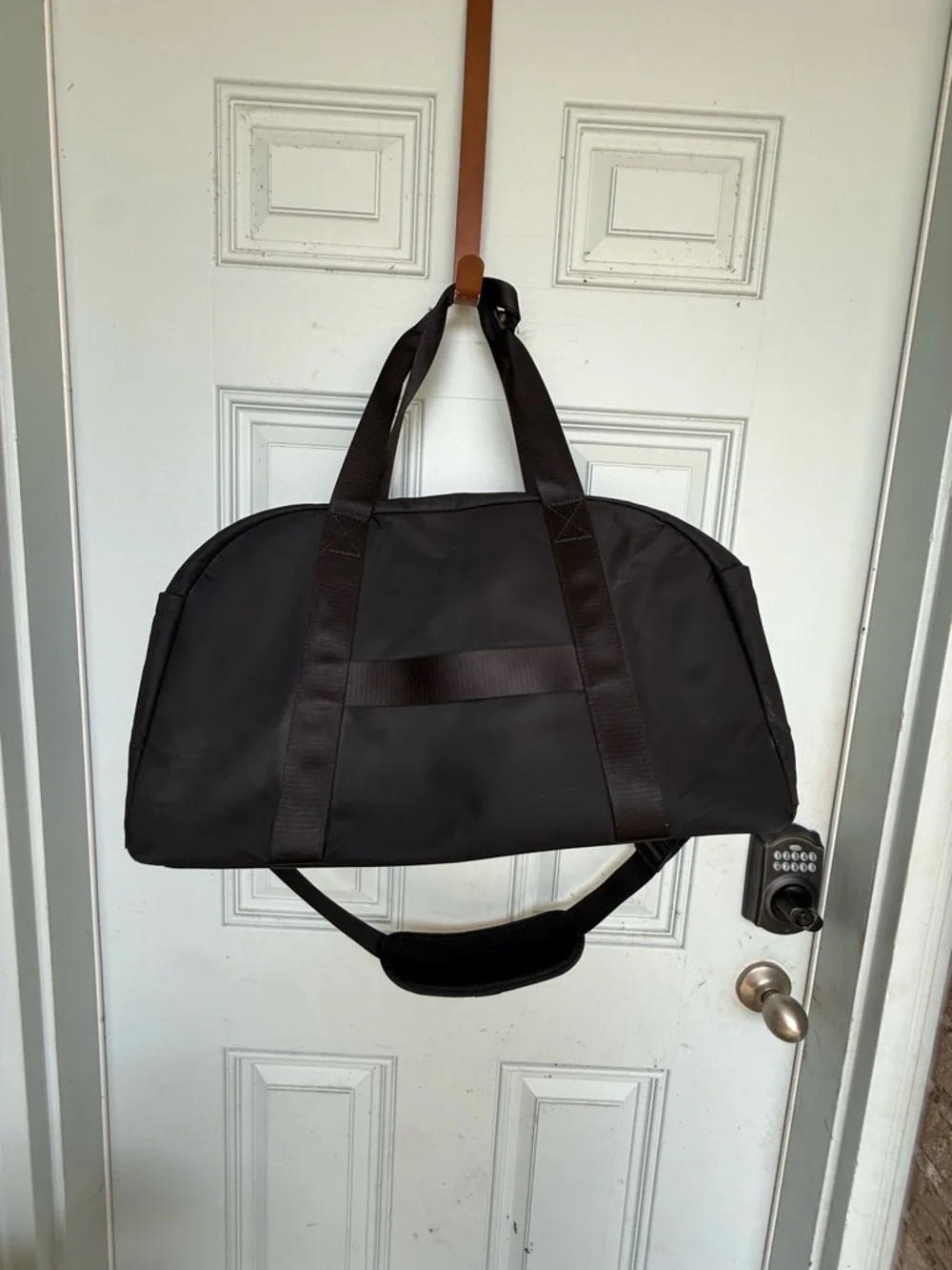 lululemon All Hours Duffel bag in black.